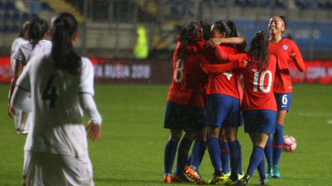Se agendaron amistosos de La Roja femenina frente a las campeonas del mundo