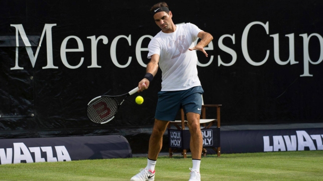 Roger Federer y Milos Raonic se disputan el título en Stuttgart