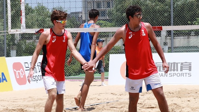 Droguett y Lammel vencieron a binomio egipcio y avanzaron en el Mundial junior de voleibol playa