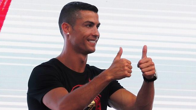 Cristiano Ronaldo sorprendió a los visitantes de la Ciudad Prohibida en China