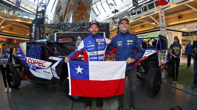 Ignacio Casale y "Chaleco" López ya tiene sus vehículos para el Dakar