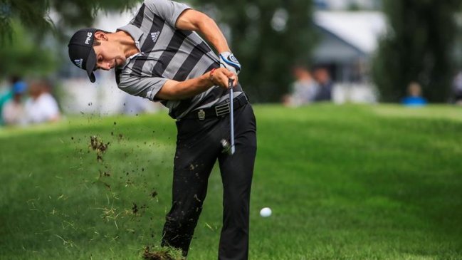Joaquín Niemann tuvo una accidentada tercera jornada y retrocedió en el PGA Championship