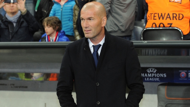 Prensa francesa aseguró que Zinedine Zidane quiere dirigir a Manchester United