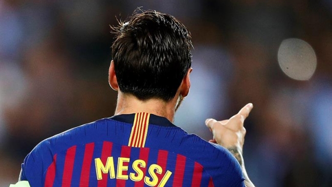 Lionel Messi lució su nuevo look en práctica de Barcelona