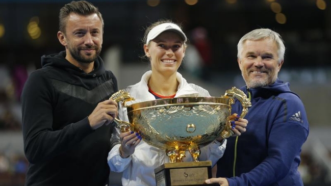 Caroline Wozniacki obutvo el título en el WTA de Beijing tras imponerse sobre Anastasija Sevastova
