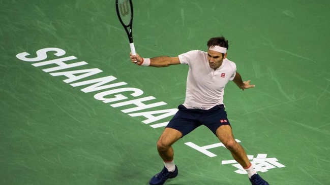 Federer otra vez sufrió más de la cuenta para avanzar en Shanghai