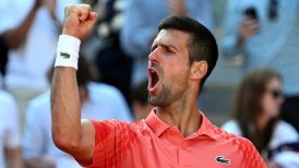 Novak Djokovic aceleró a tiempo para vencer a Khachanov y avanzar a semifinales en Roland Garros