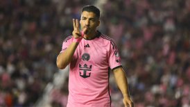 Luis Suárez insultó a hincha de Monterrey por tener un cartel contra Messi