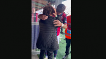 El tierno momento que protagonizó jugador con su abuela tras valioso logro conseguido por Bologna