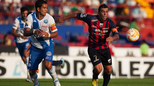Querétaro anunció el fichaje de Esteban Paredes