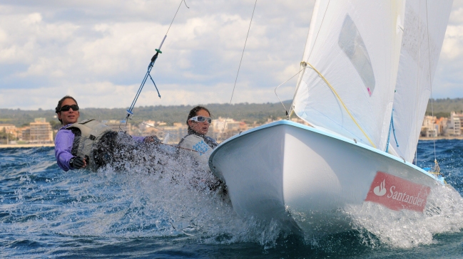 Chilenas competirán en la Flota de Plata en el Mundial de Vela Olímpica