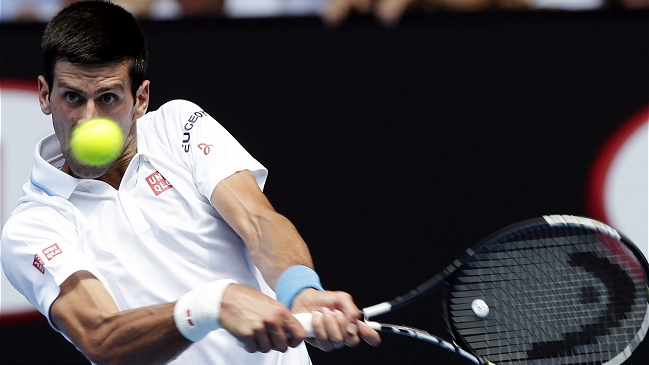Novak Djokovic dio un nuevo paso firme en el Abierto de Australia