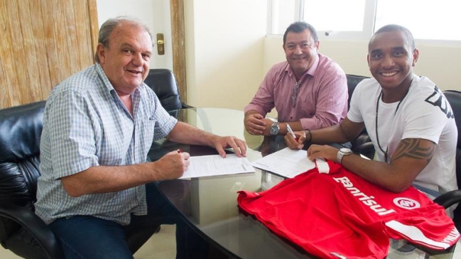 Manchester United confirmó la partida de Anderson a Inter de Porto Alegre