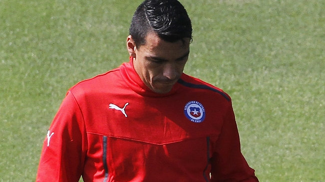 Esteban Paredes fue liberado de la selección chilena