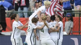 Estados Unidos e Inglaterra avanzaron a cuartos de final del Mundial femenino en Canadá
