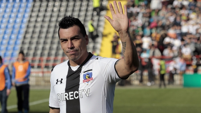 Esteban Paredes: Estoy feliz porque Jorge Sampaoli se queda en la selección
