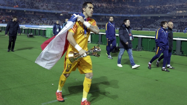Los 10 mejores futbolistas chilenos del año 2015