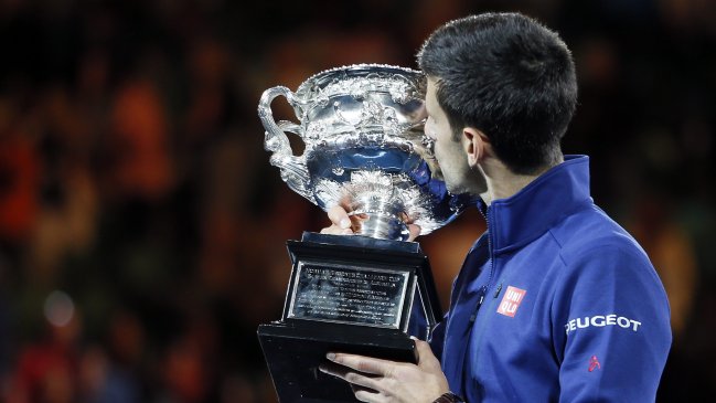 Djokovic: Estoy honrado porque se mencione mi nombre junto a una leyenda como Roy Emerson