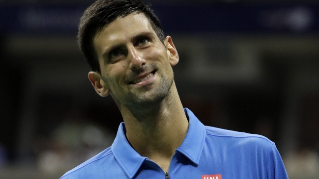 Novak Djokovic derrotó de manera sólida a Kyle Edmund y avanzó a los cuartos del US Open