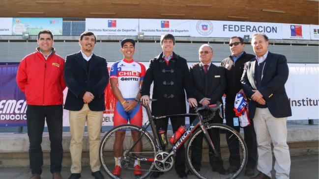 Ministro Pablo Squella encabezó el lanzamiento oficial de la Vuelta Ciclista de Chile 2017