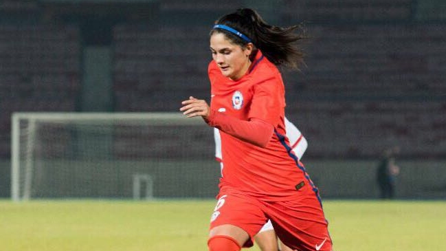 Bárbara Santibáñez cambió de club en España y es nueva jugadora de Zaragoza