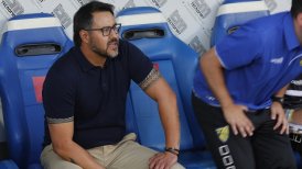 Barnechea informó la salida del entrenador Leonardo Zamora
