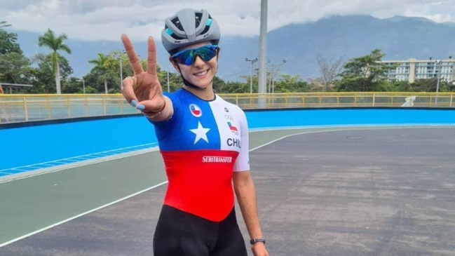 María José Moya se colgó medalla de bronce en el Mundial de Patinaje