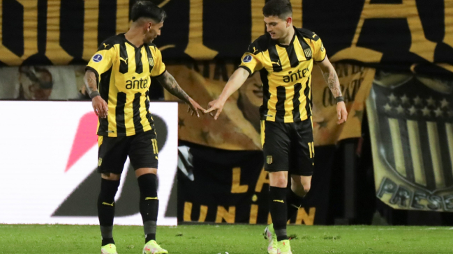 Nueve jugadores de Peñarol dieron positivo por Covid-19 en la pretemporada