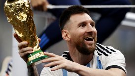Iván Zamorano: "Messi puede sentarse en la mesa de Pelé y Maradona"