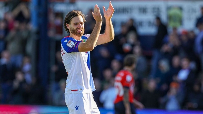 Ben Brereton se lesionó y encendió alarmas en Blackburn Rovers y La Roja