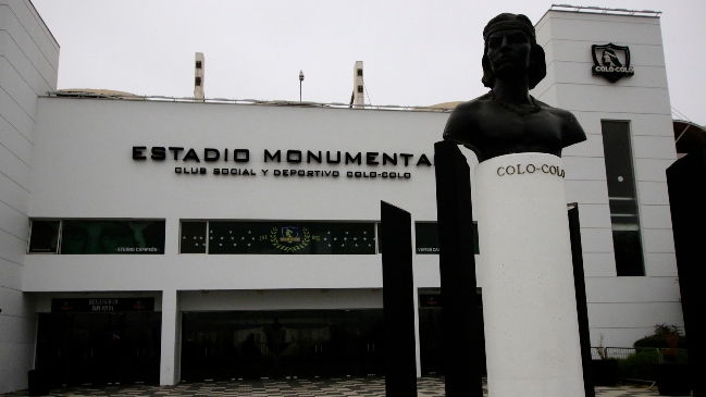 El CSD Colo Colo resolvió apoyar a Alfredo Stöhwing en la presidencia de Blanco y Negro