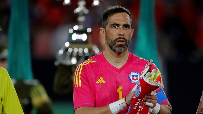 Claudio Bravo es opción en un equipo de México