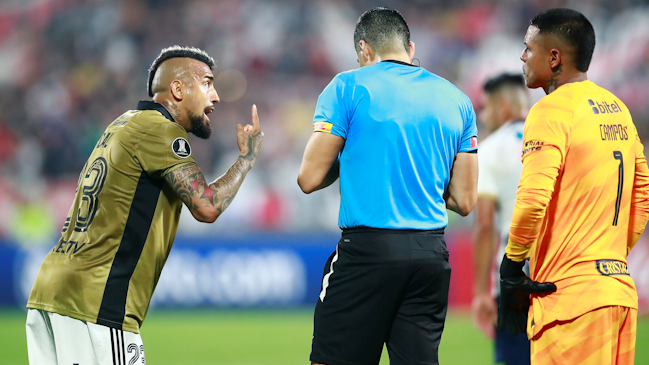 ¡De dulce y agraz!: Arturo Vidal figuró al marcar un gol y ser expulsado ante Alianza Lima