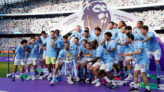 "¿Se siente lindo no?": Las felicitaciones de la UC a Manchester City por su primer tetracampeonato