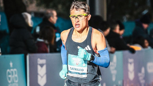 Hugo Catrileo rozó el podio en la Media Maratón de Chicago