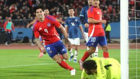 Víctor Dávila y su gran noche con Chile: "Hacer un gol en el Estadio Nacional es un sueño"