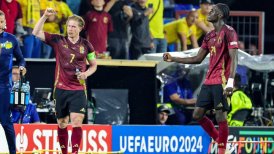 Bélgica logró su primera victoria en la Eurocopa y el Grupo E quedó de infarto