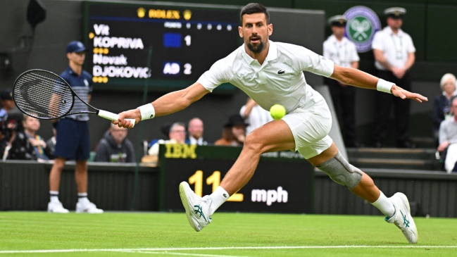 Novak Djokovic generó polémica en Wimbledon con un particular atuendo