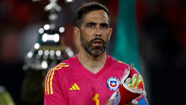 Aseguran que Claudio Bravo está a detalles de firmar por su nuevo club