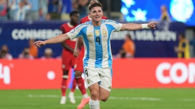 Argentina se repuso de un dudoso comienzo con Canadá y va por el bicampeonato