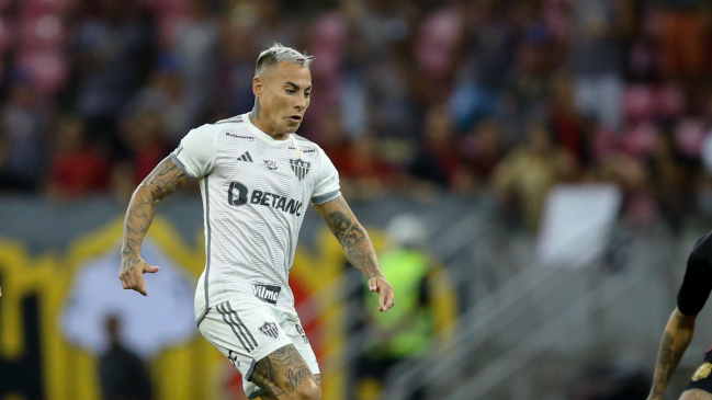 La preocupante razón por la que Eduardo Vargas se perderá la ida de los octavos de Copa Libertadores