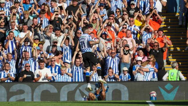 El Sheffield de la Championship de Inglaterra tomó una drástica decisión con sus hinchas