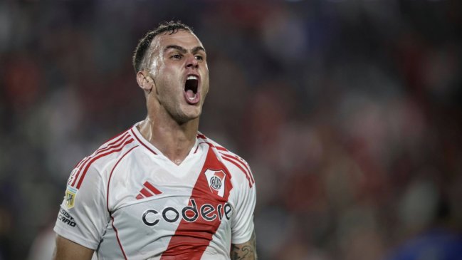 River Plate ya viaja a Chile para enfrentar a Colo Colo por la Copa Libertadores