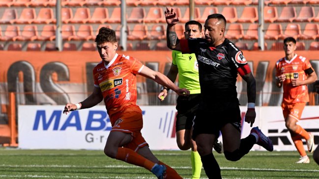 Cobreloa vs Ñublense por el Campeonato Nacional 2024 EN VIVO: Formaciones, a qué hora comienza el partido, cuándo y dónde verlo