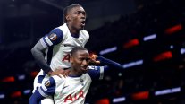 Tottenham se repuso a una tempranera expulsión y arrancó goleando en la Europa League