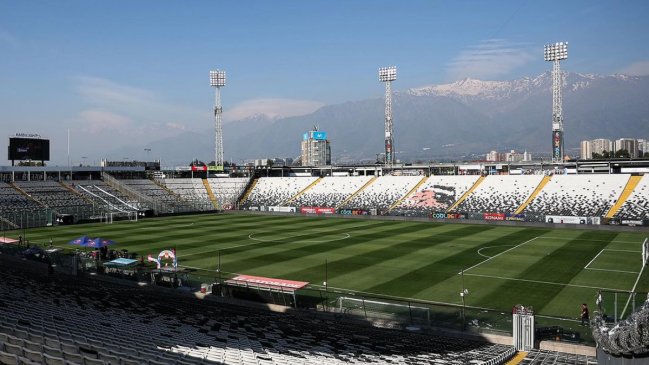 Hincha de Colo Colo deja de lado sus sentimientos y rifa su asiento de por vida en el Monumental