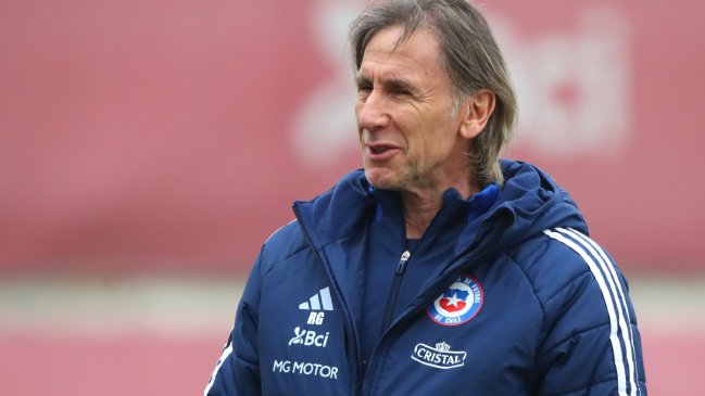 La larga ausencia de Ricardo Gareca genera nuevas críticas a su gestión al mando de La Roja