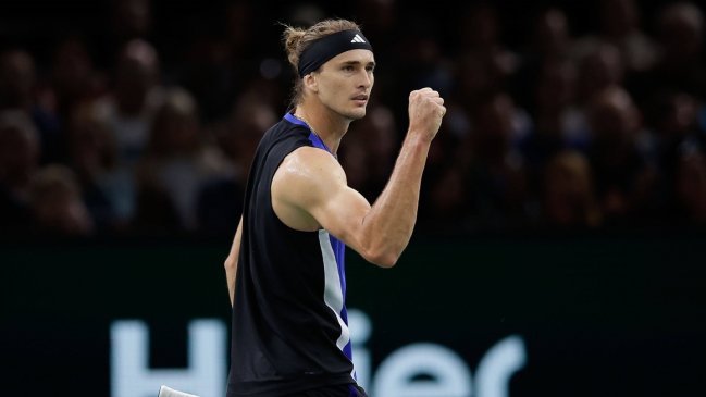 Alexander Zverev se instaló en la final de París-Bercy y amenaza el reinado de Sinner