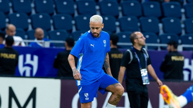 ¡Qué mala suerte! Neymar abandonó por lesión el duelo entre Al Hilal y Esteghlal FC