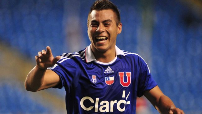 Por ahora no lo verán de Azul: Eduardo Vargas se aleja de la U